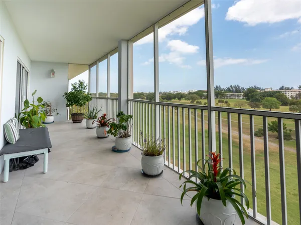 $3,300 | 2850 North Palm Aire Drive, Unit 601, Pompano Beach, FL 33069