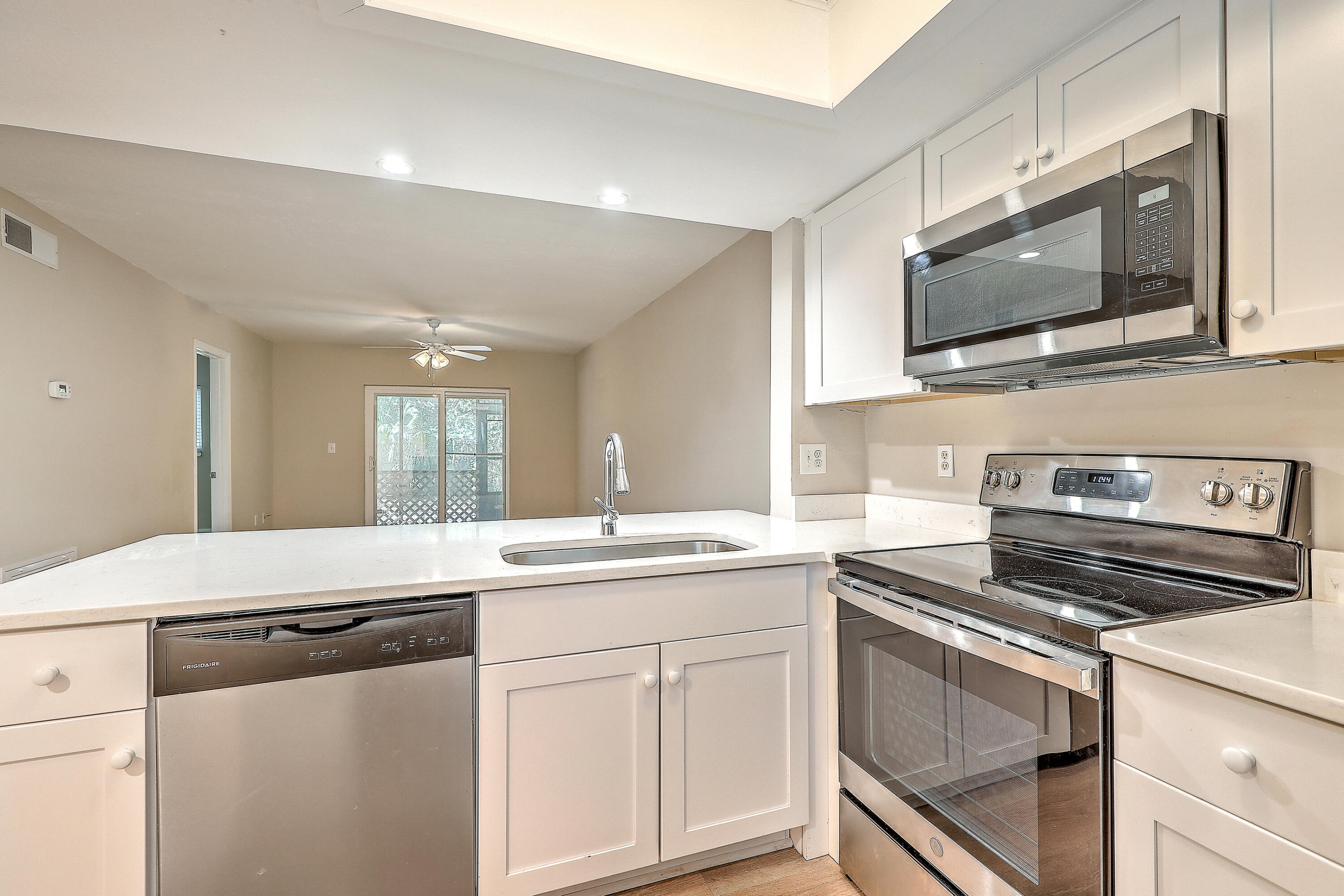 2162 Bees Ferry Road, Unit A Charleston, SC 29414 - Photo 8 of 31 0W7A7959_60_61_62_63_64_65
