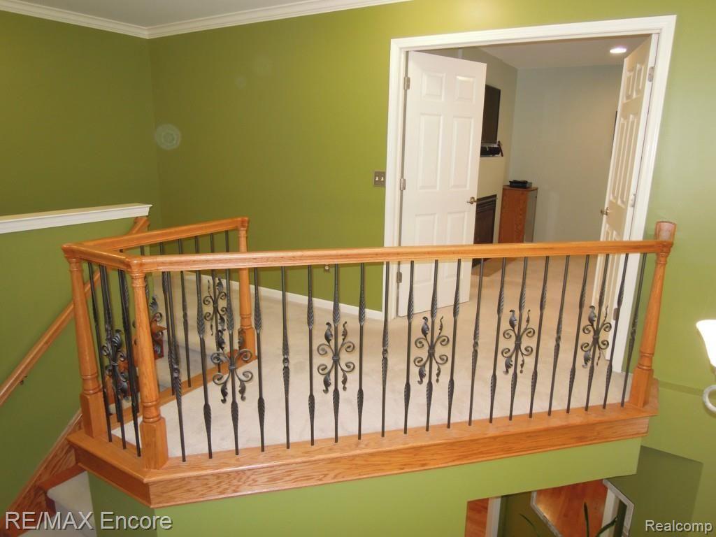3822 Windingbrook Circle, Unit 8 Rochester Hills, MI 48309 - Photo 27 of 64