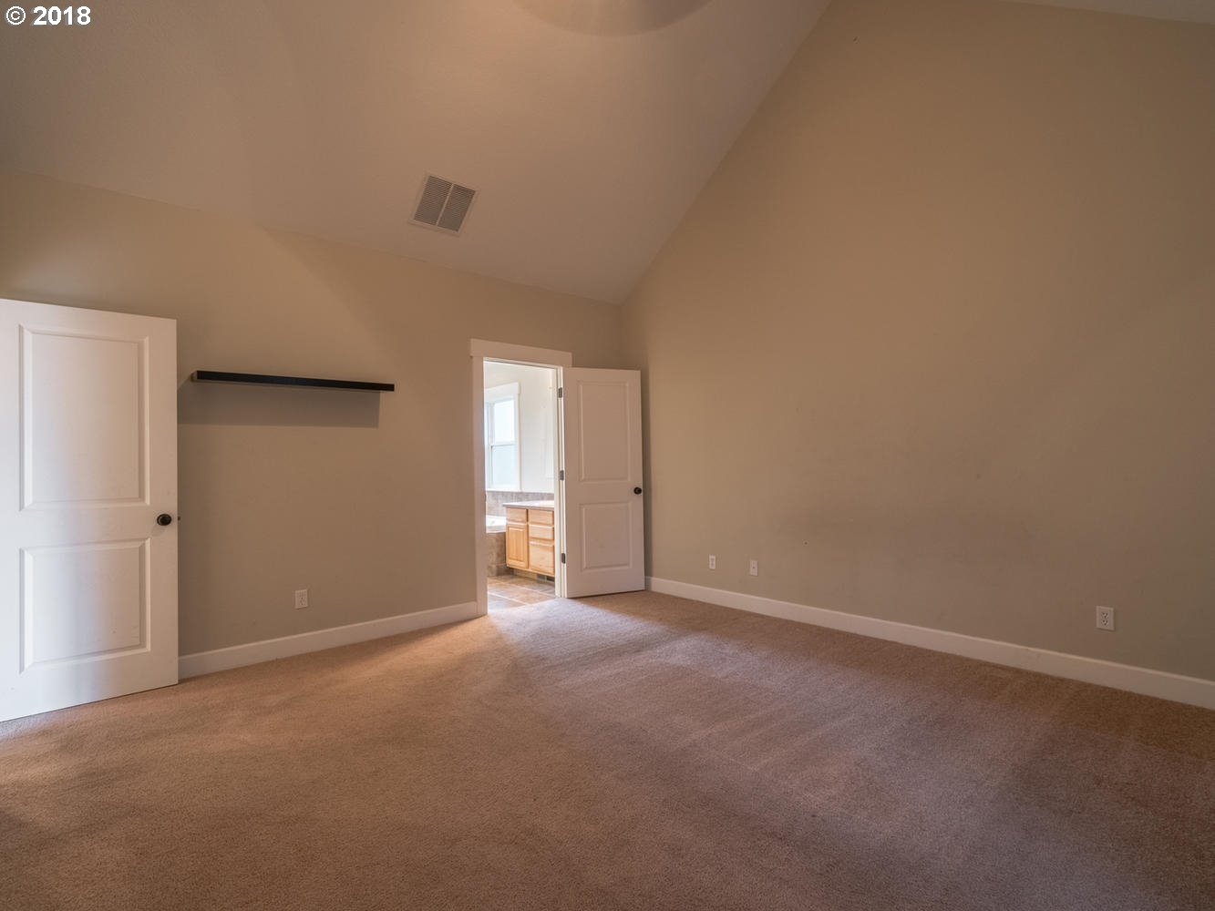 302B Ridings Avenue Molalla, OR 97038 - Photo 24 of 28 Bedroom, Primary