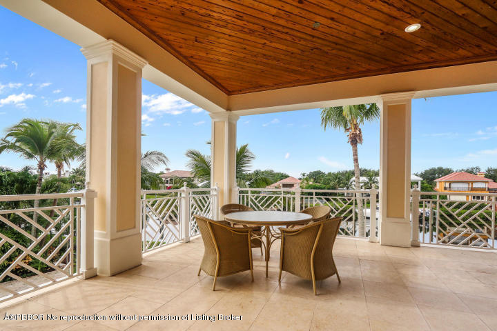 155 Commodore Drive Jupiter, FL 33477 - Photo 12 of 42 Covered