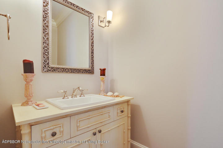 155 Commodore Drive Jupiter, FL 33477 - Photo 29 of 42 half bath