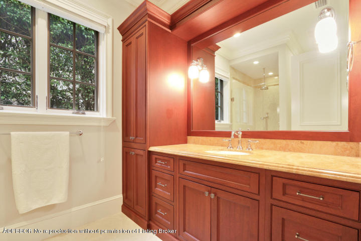 155 Commodore Drive Jupiter, FL 33477 - Photo 31 of 42 His master bath