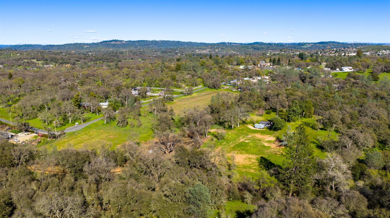 10925 Joeger Road Auburn, CA 95602 - Photo 6 of 24 a view of city and mountain