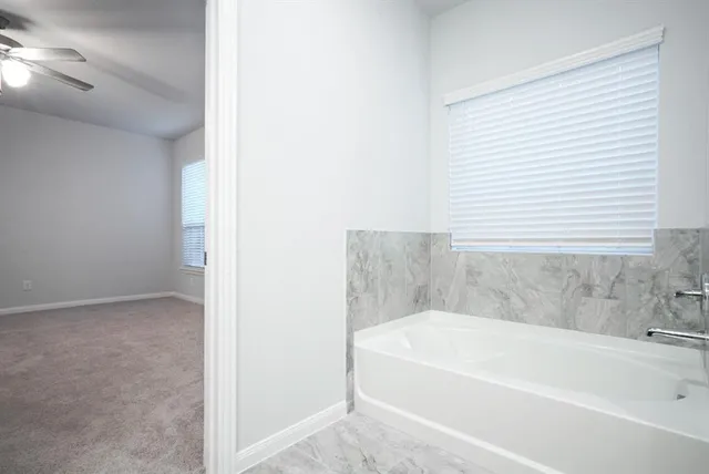 $2,800 | 4212 Foxtail Run Lane, Arlington, TX 76005