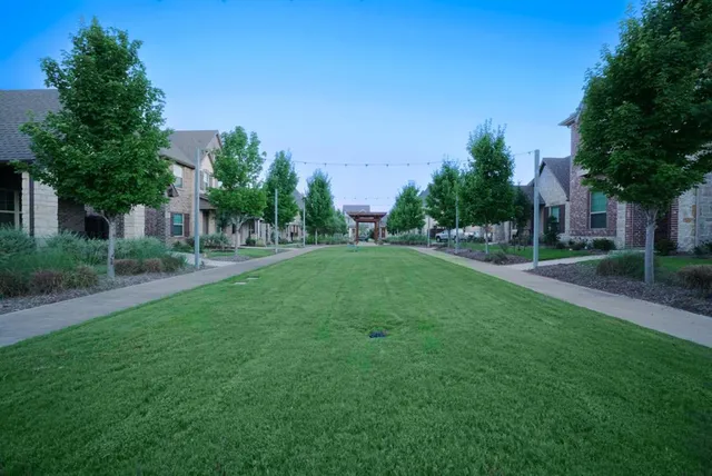 $2,800 | 4212 Foxtail Run Lane, Arlington, TX 76005