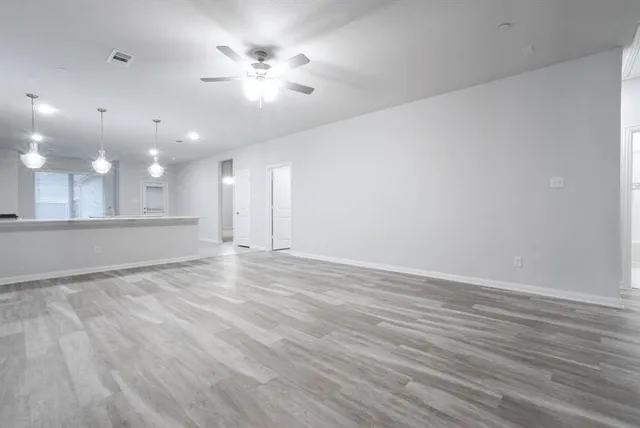 $2,800 | 4212 Foxtail Run Lane, Arlington, TX 76005