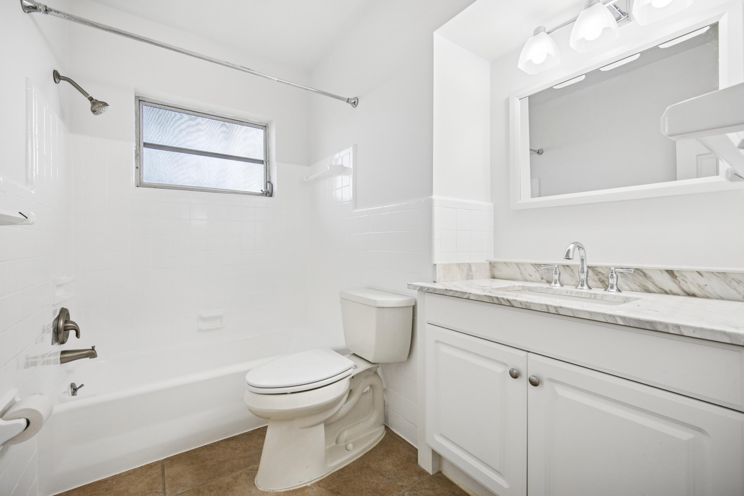 2433 Northeast 24th Street Lighthouse Point, FL 33064 - Photo 37 of 59 VHT-RX-11078111_6.jpg