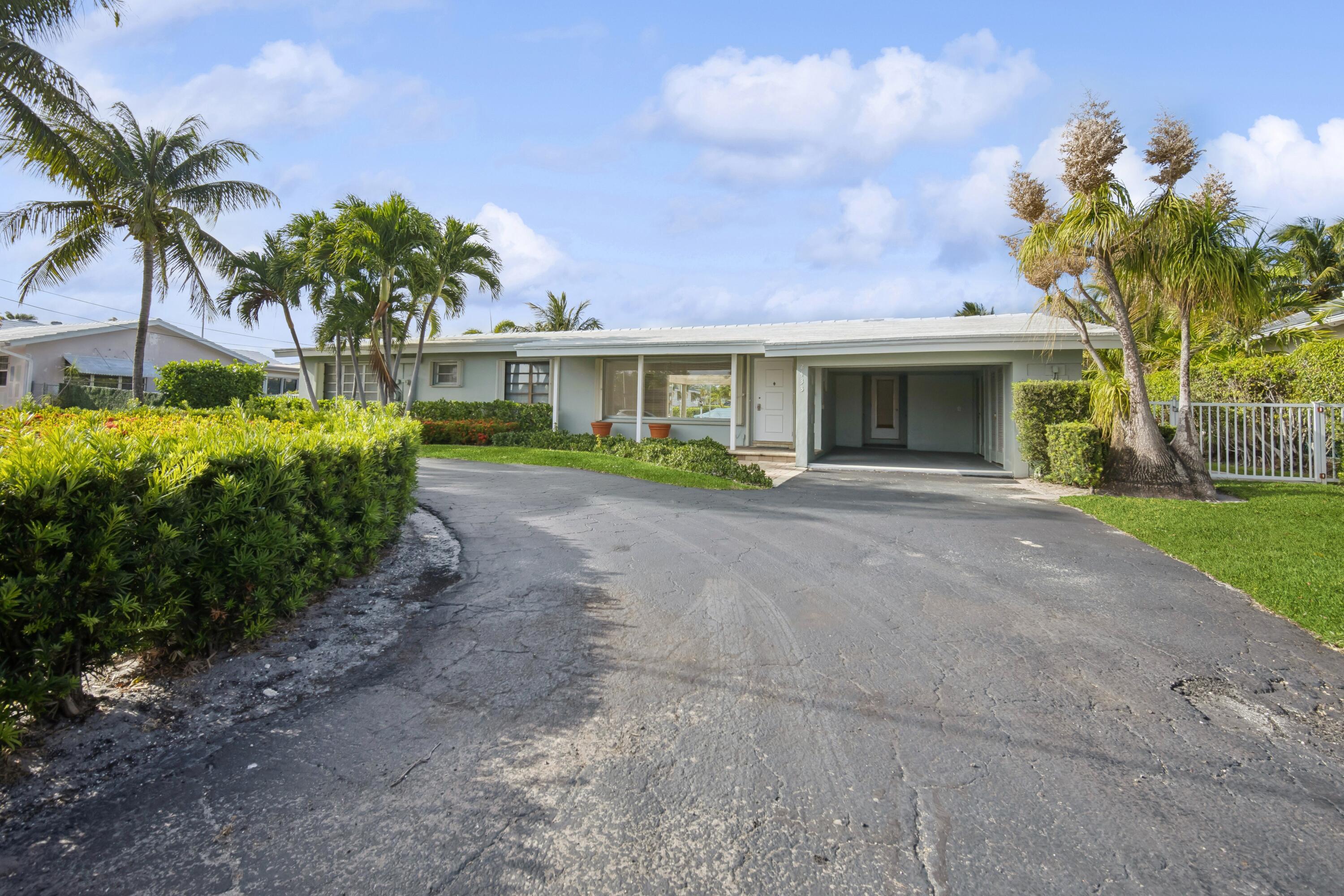 2433 Northeast 24th Street Lighthouse Point, FL 33064 - Photo 53 of 59 VHT-RX-11078111_23.jpg