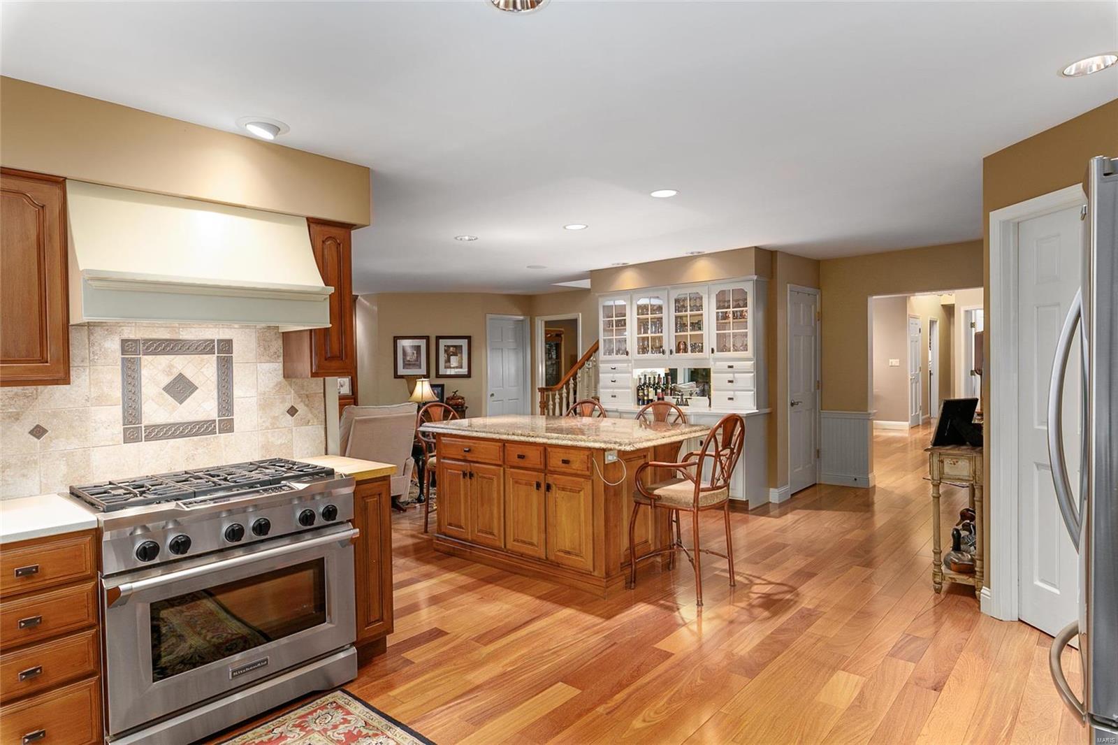 86 Solar Circle Litchfield, IL 62056 - Photo 11 of 73 Gallery Image 11
