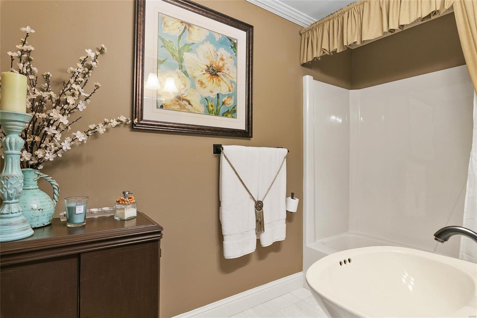 86 Solar Circle Litchfield, IL 62056 - Photo 24 of 73 Gallery Image 24