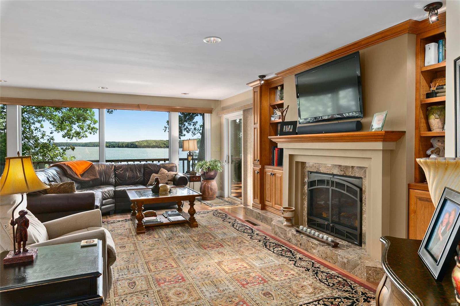 86 Solar Circle Litchfield, IL 62056 - Photo 5 of 73 Gallery Image 5