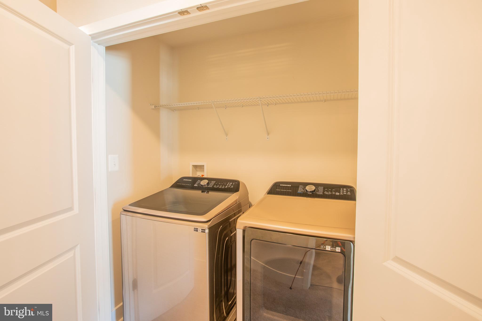 826 Teacher MItchell Road Glen Burnie, MD 21060 - Photo 34 of 41 a utility room with dryer and washer