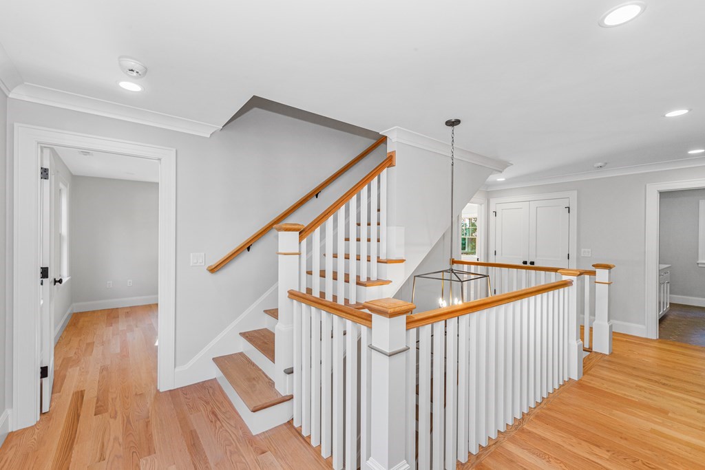 37 Woodland Road Lexington, MA 02420 - Photo 18 of 40 a view of entryway