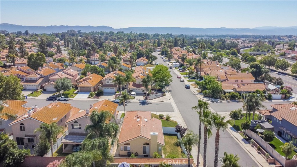 40048 Villa Venecia Temecula, CA 92591 - Photo 32 of 36 an aerial view of residential houses with outdoor space