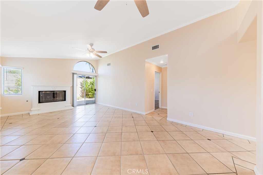 40048 Villa Venecia Temecula, CA 92591 - Photo 10 of 36 a view of an empty room with a window