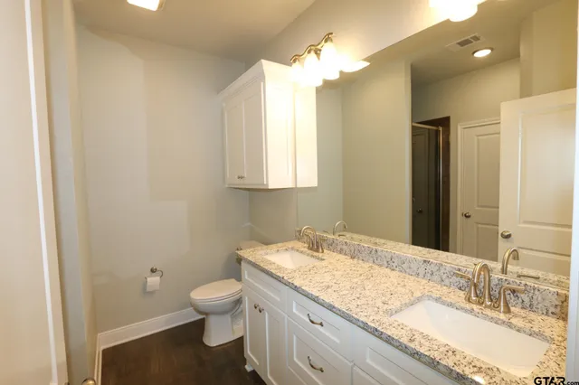 $1,800 | 10243 County Road 135, Flint, TX 75762