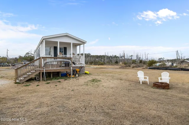 $330,000 | 191 Old Carteret Road, Smyrna, NC 28579