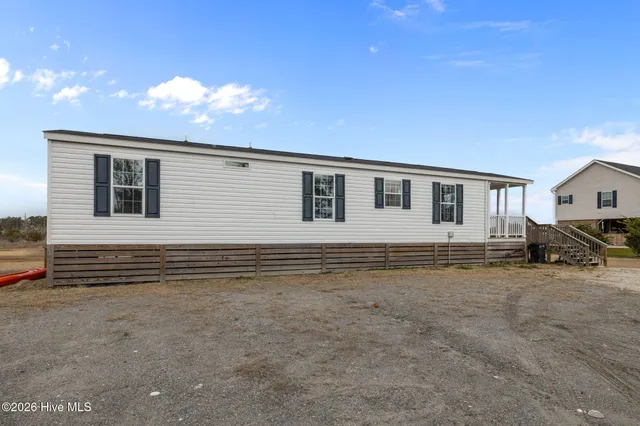 $330,000 | 191 Old Carteret Road, Smyrna, NC 28579