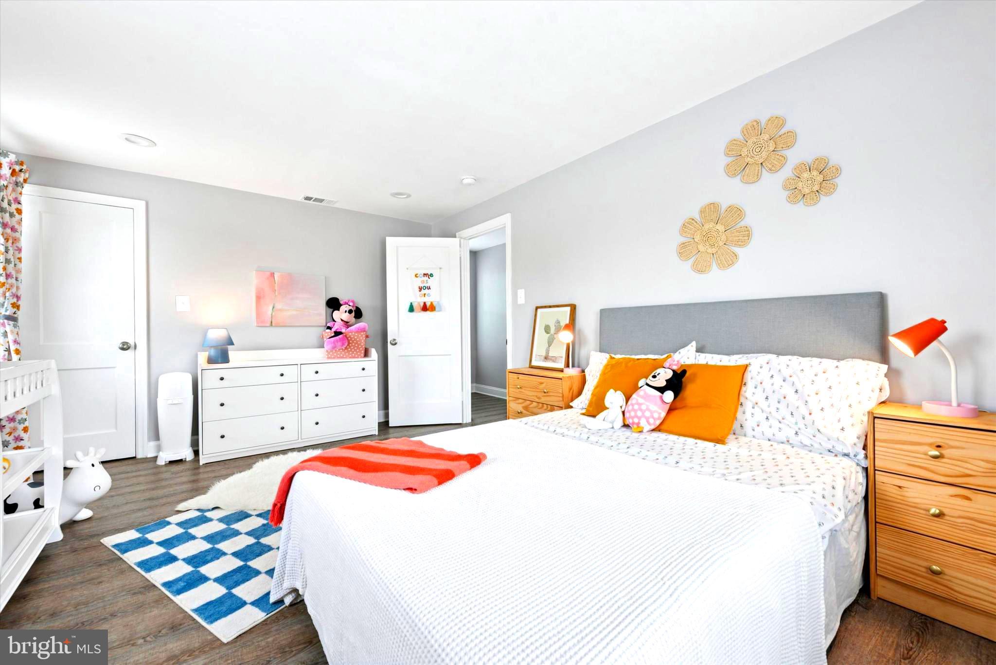 726 Brookhaven Road Wallingford, PA 19086 - Photo 18 of 30 Bedroom 2 with walk in closet