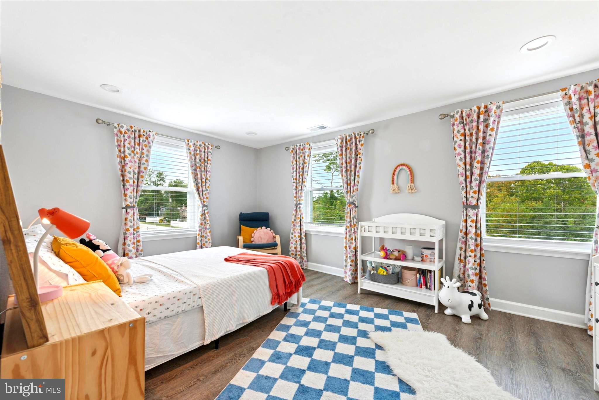 726 Brookhaven Road Wallingford, PA 19086 - Photo 19 of 30 Bedroom 2 with Plenty of natural light