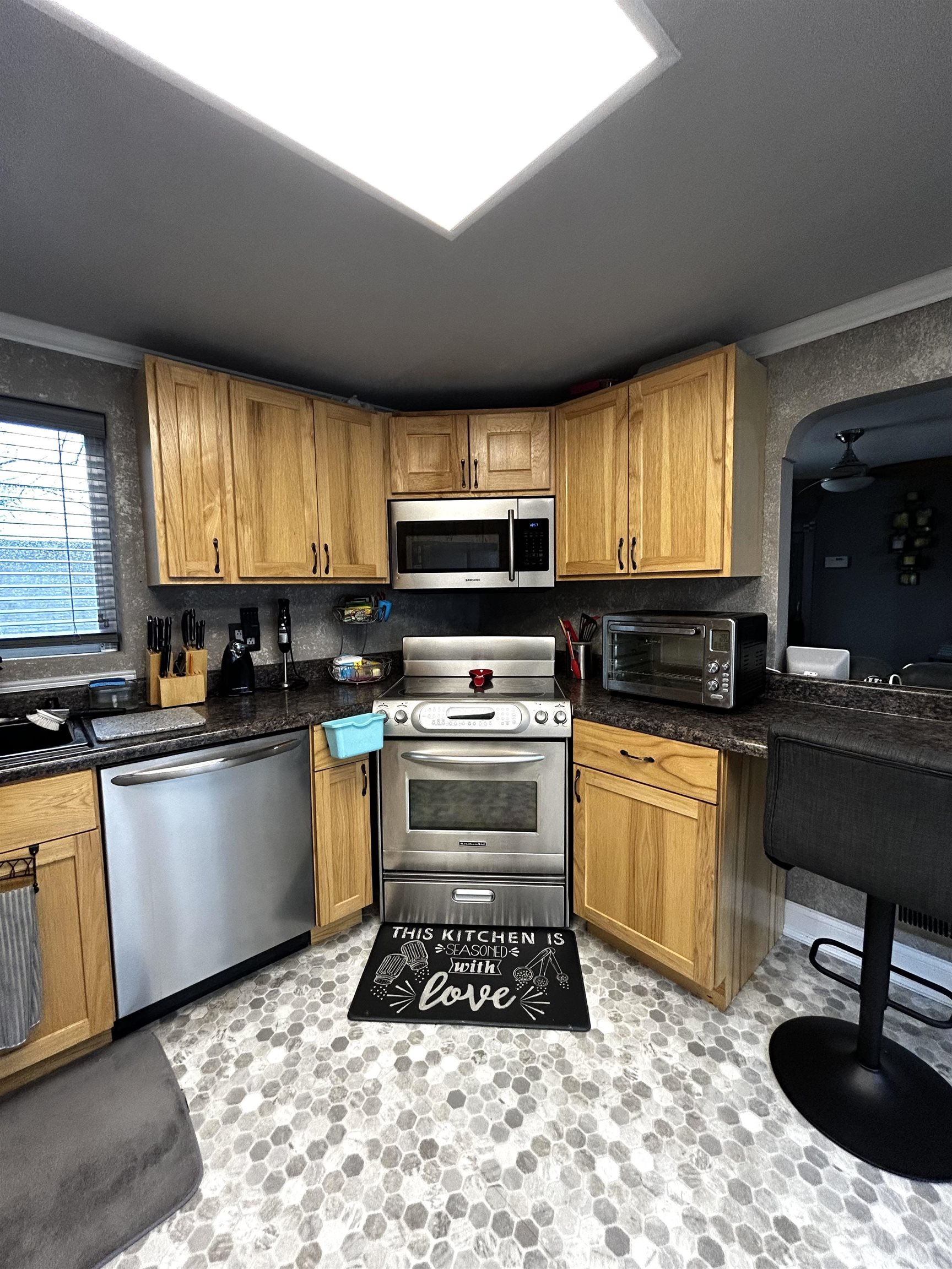 812 1st Street Menasha, WI 54952 - Photo 5 of 22