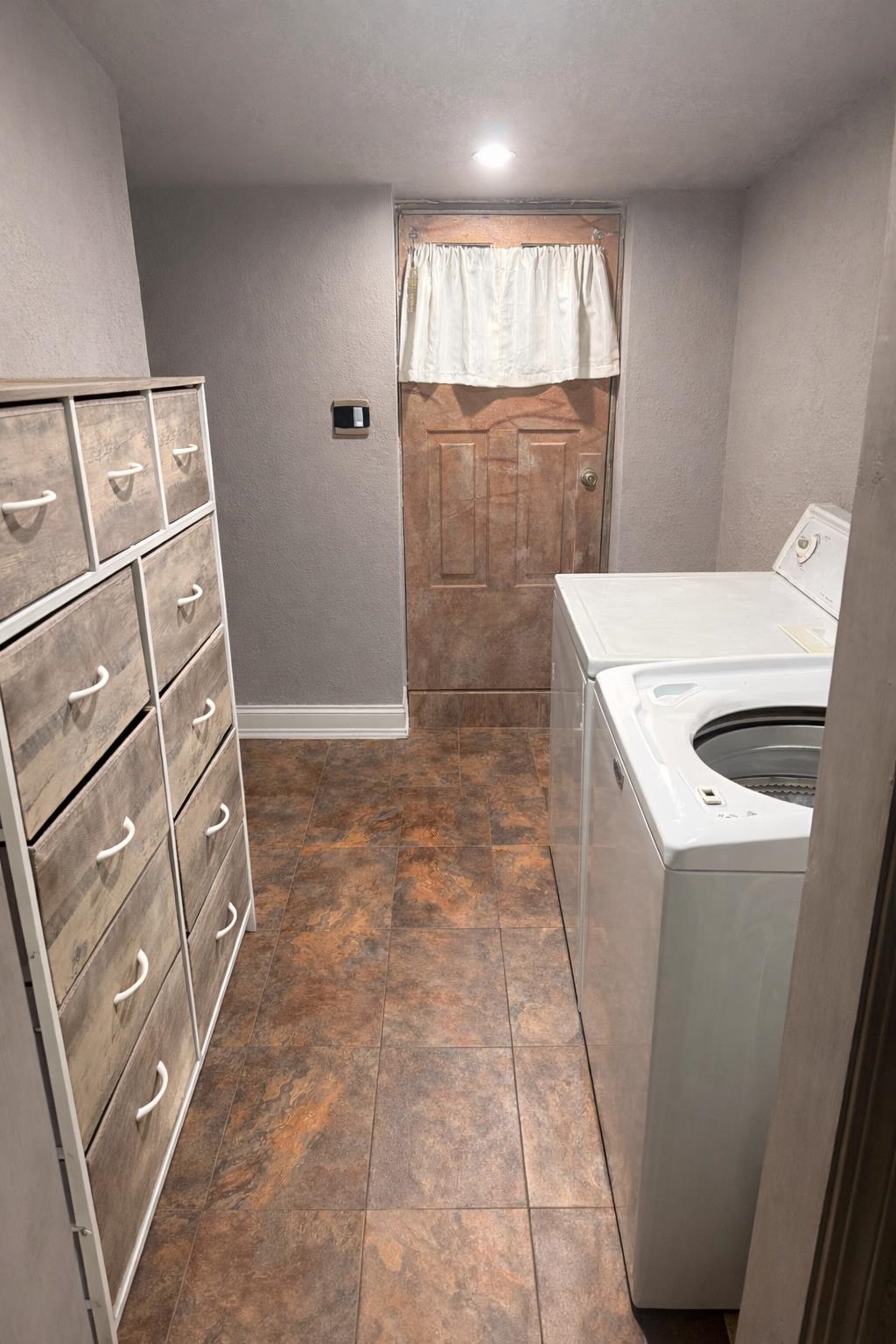 812 1st Street Menasha, WI 54952 - Photo 8 of 22