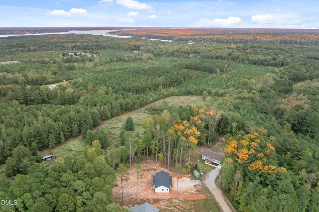 $299,999 | 105 Ali Circle, Macon, NC 27551