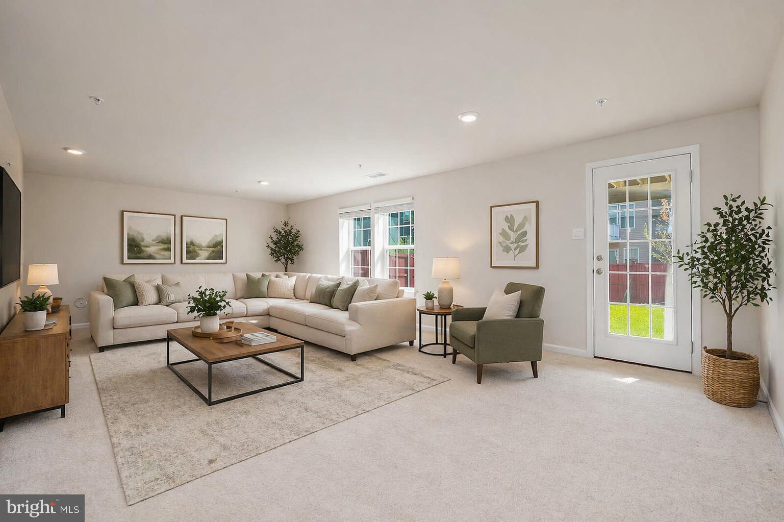 2085 Pomona Way Frederick, MD 21702 - Photo 41 of 53 Bright and inviting living space.