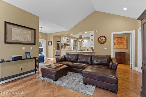 $1,395,000 | 1611 East Heritage Lane, Spokane, WA 99208