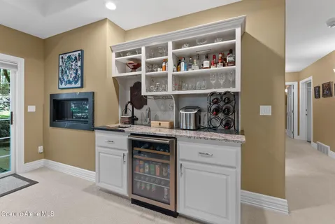 $1,395,000 | 1611 East Heritage Lane, Spokane, WA 99208