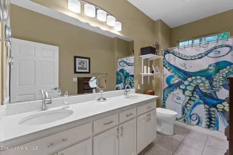 $1,395,000 | 1611 East Heritage Lane, Spokane, WA 99208