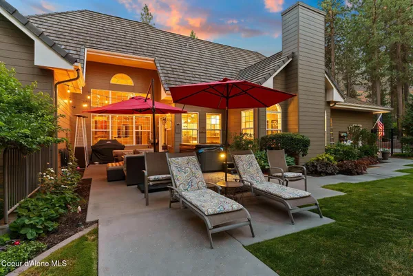 $1,345,000 | 1611 East Heritage Lane, Spokane, WA 99208