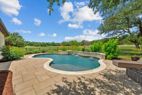 $2,370,000 | 343 Covered Wagon Way, Driftwood, TX 78619