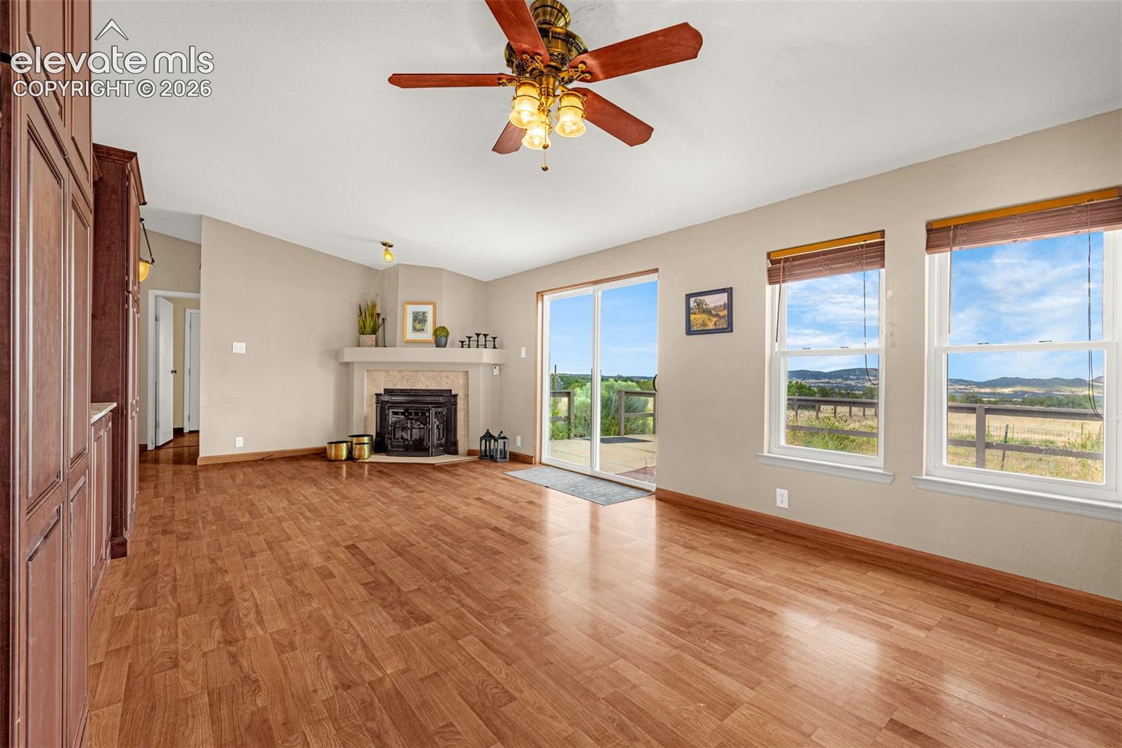 2084 Barrett Road Colorado Springs, CO 80926 - Photo 10 of 46 Gallery Image 10