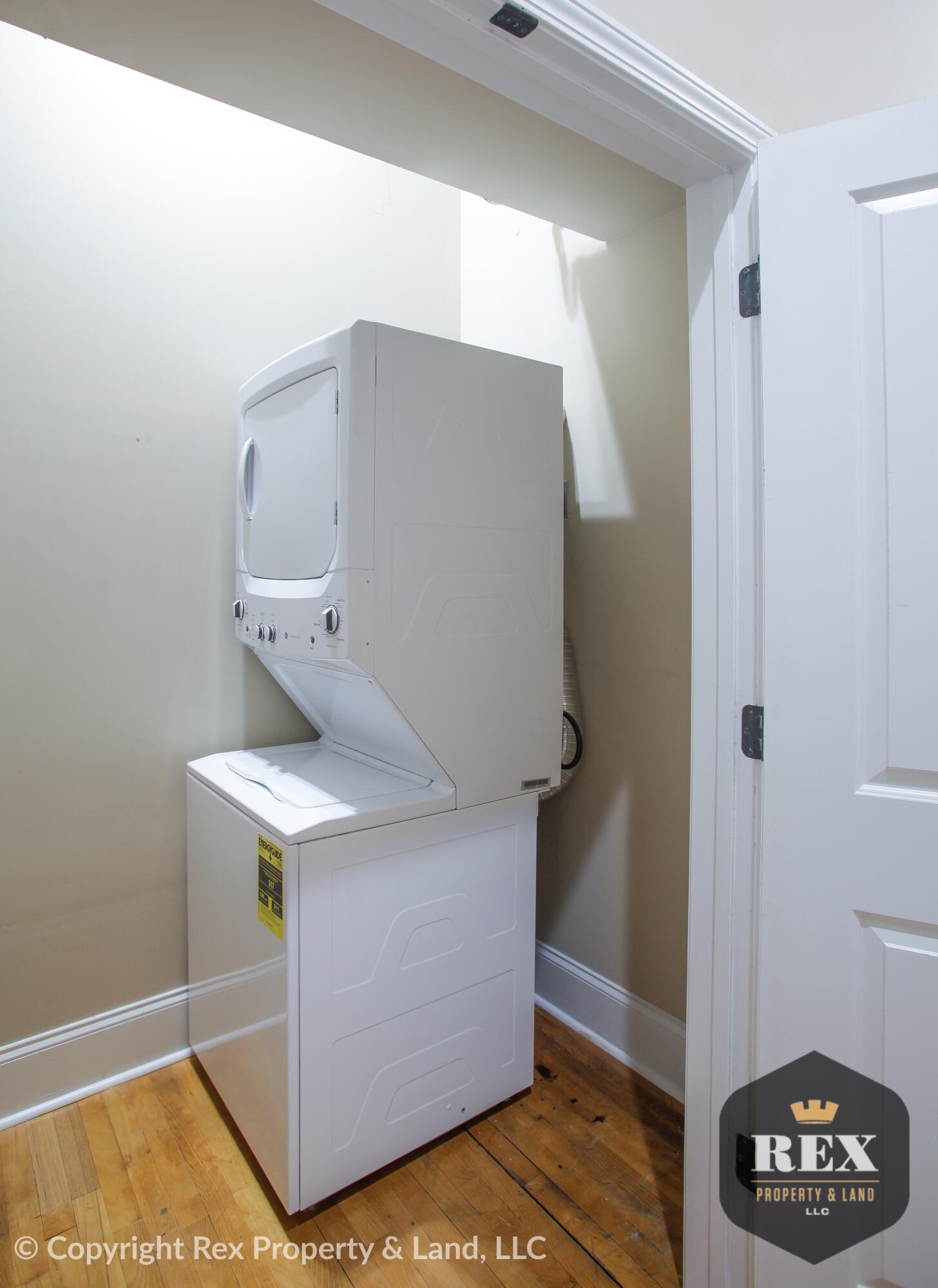 936 Broad Street, Unit 411 Augusta, GA 30901 - Photo 4 of 9 411_JBW_8