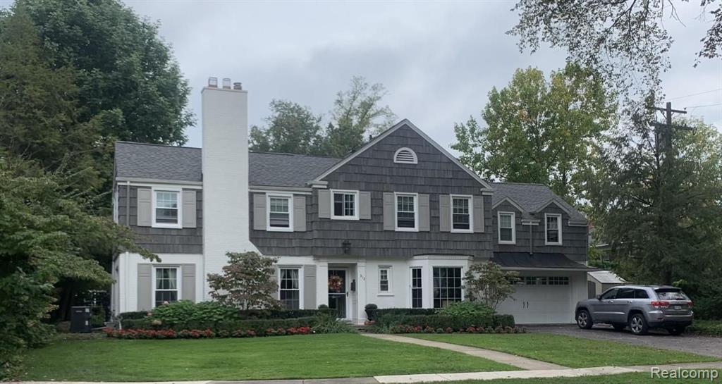 312 Touraine Road Grosse Pointe Farms, MI 48236 - Photo 1 of 1