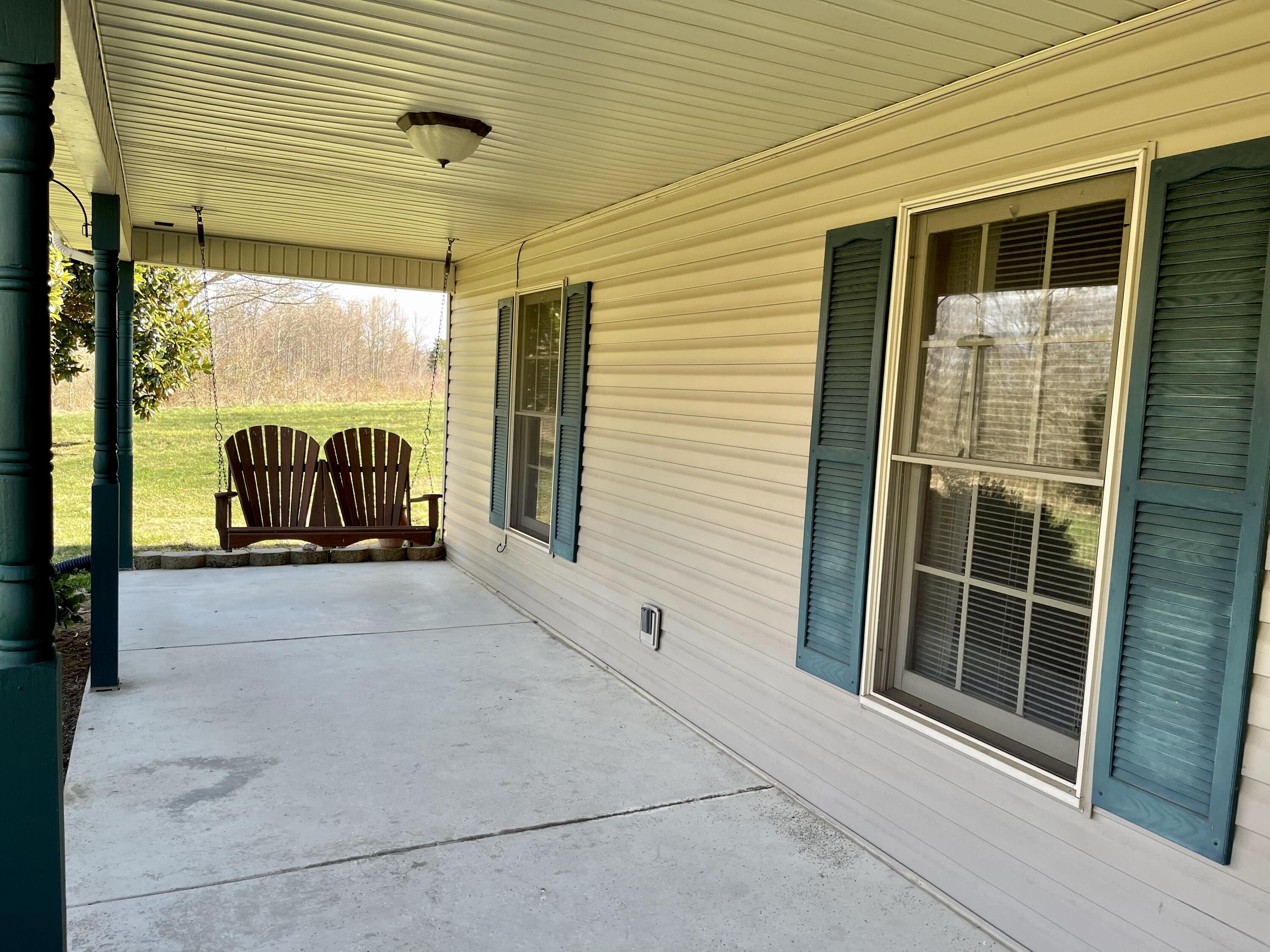 379 Stringer Road Somerset, KY 42503 - Photo 10 of 33 565FF9FE-D8F4-4488-8AFE-335BB79439F4