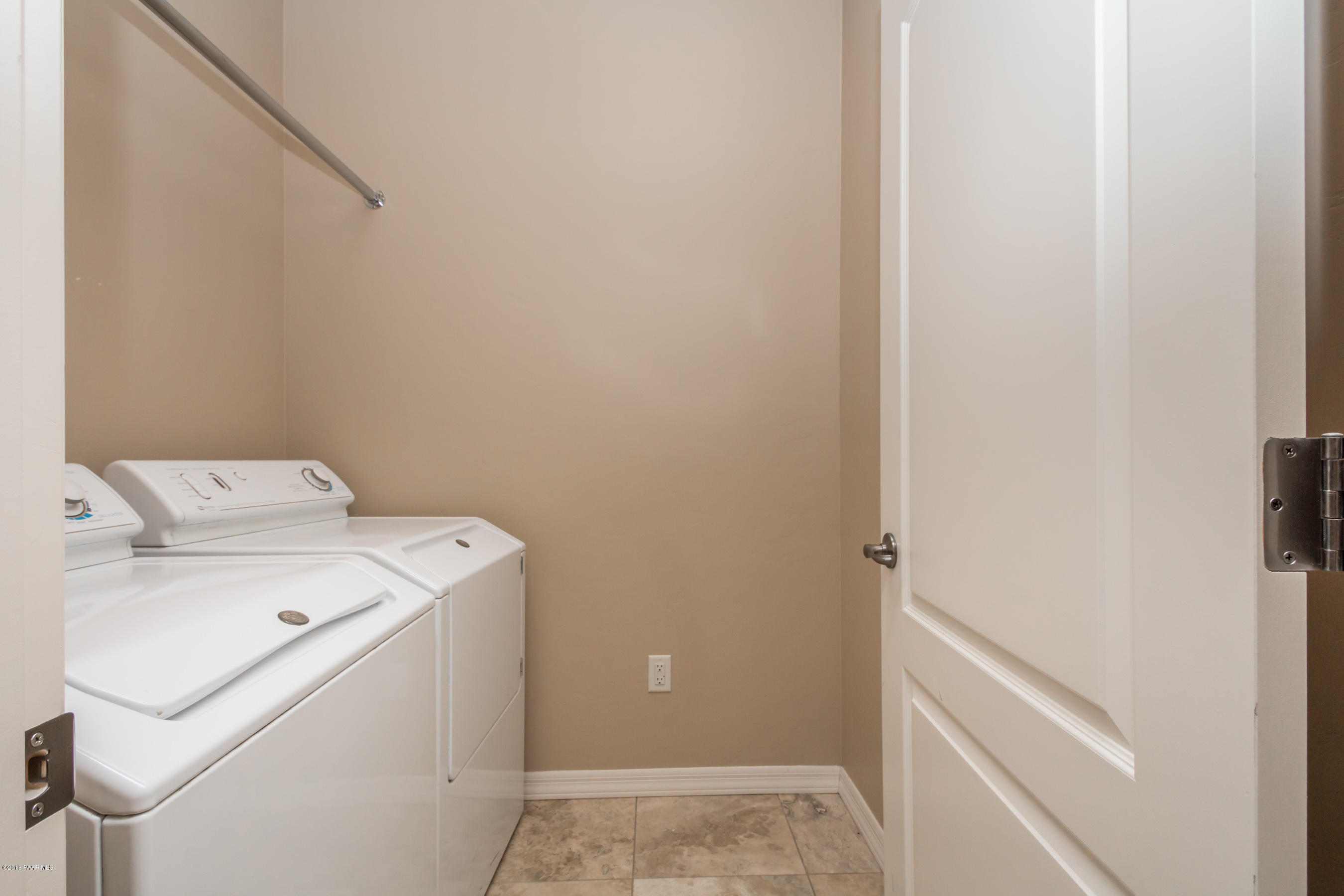 1055 Vantage Point Circle Prescott, AZ 86301 - Photo 25 of 38 a utility room with dryer and washer