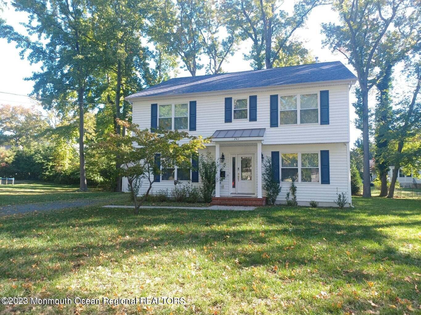 241 Woodcrest Road Oakhurst, NJ 07755 - Photo 1 of 19 1