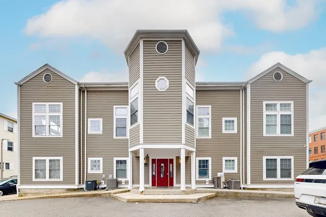 $4,750 | 111 West 8th Street, Unit C, Boston, MA 02127