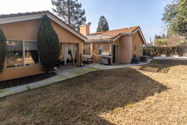 $545,000 | 1824 East Lester Avenue, Fresno, CA 93720