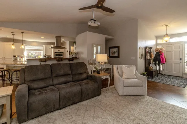 $545,000 | 1824 East Lester Avenue, Fresno, CA 93720