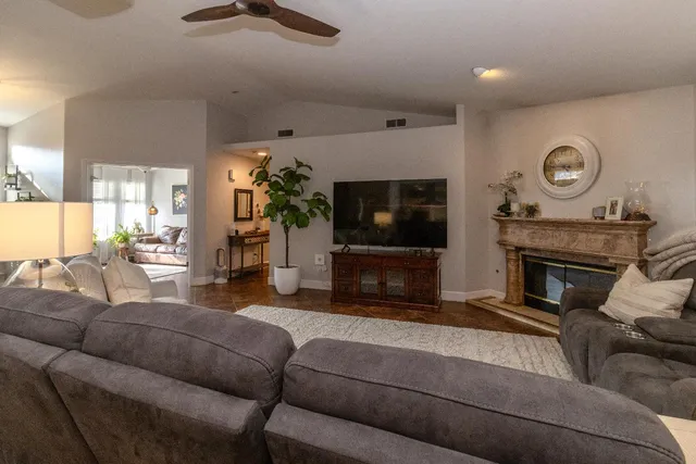 $545,000 | 1824 East Lester Avenue, Fresno, CA 93720