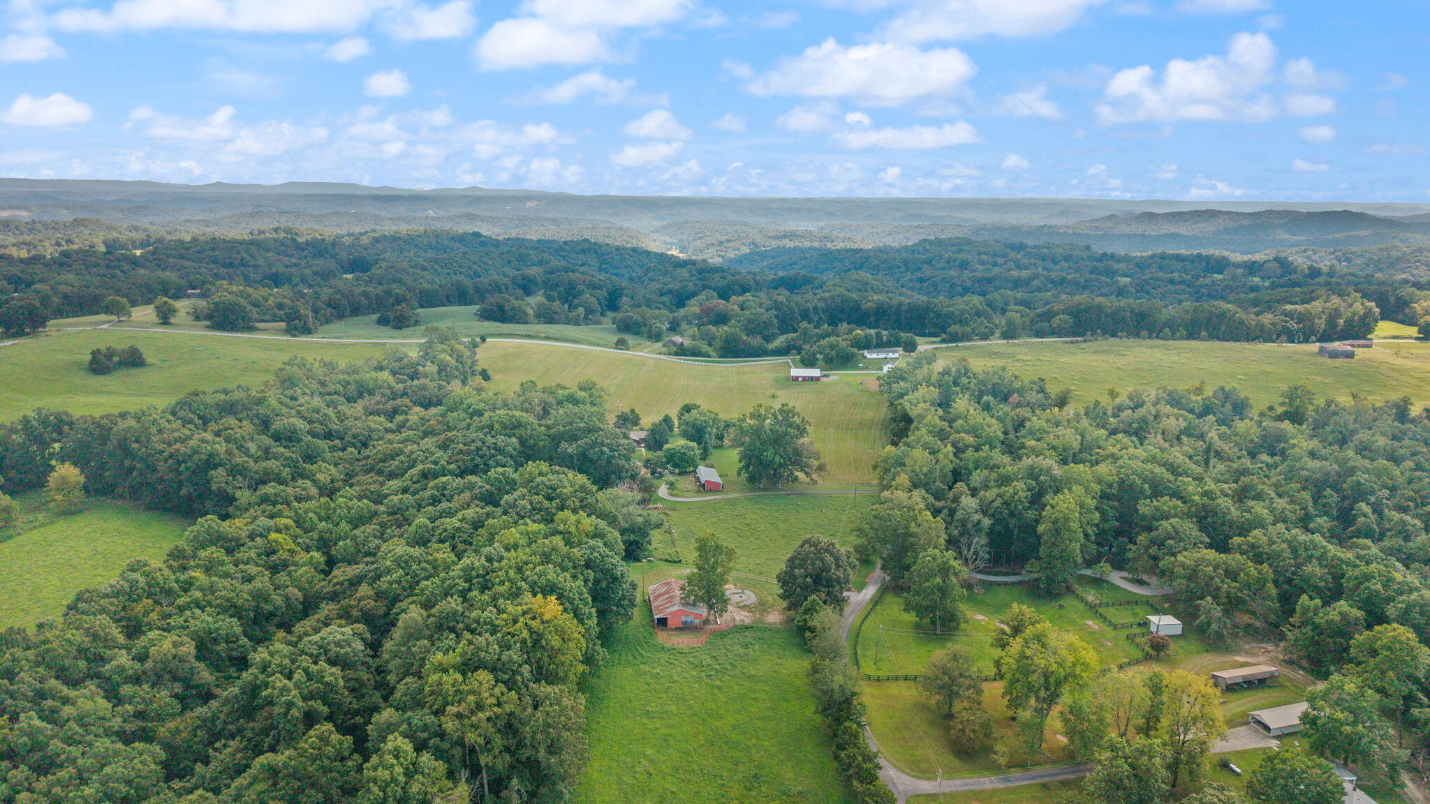 267 Cape Road Jamestown, KY 42629 - Photo 39 of 55 39-web-or-mls-DJI_20260831153845_0184_D