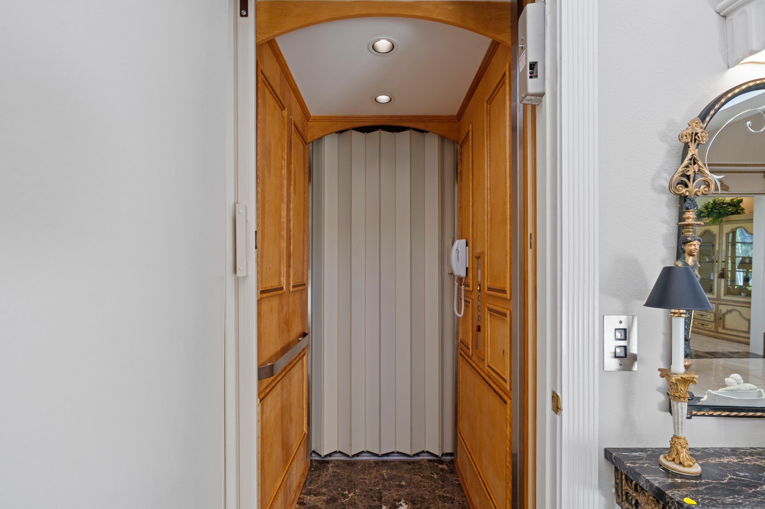 1010 Pine Point Road Singer Island, FL 33404 - Photo 30 of 73 DSC08222.jpg-SMALL