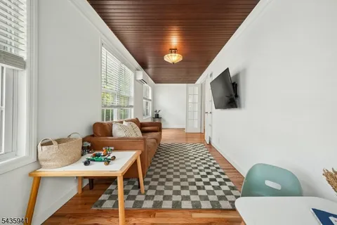 $899,000 | 14 Evergreen Place, Maplewood, NJ 07040