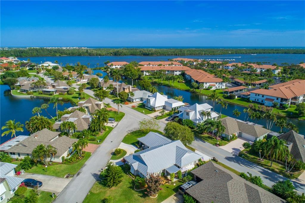 5712 Southeast Miles Grant Road Stuart, FL 34997 - Photo 2 of 28 Gallery Image 2