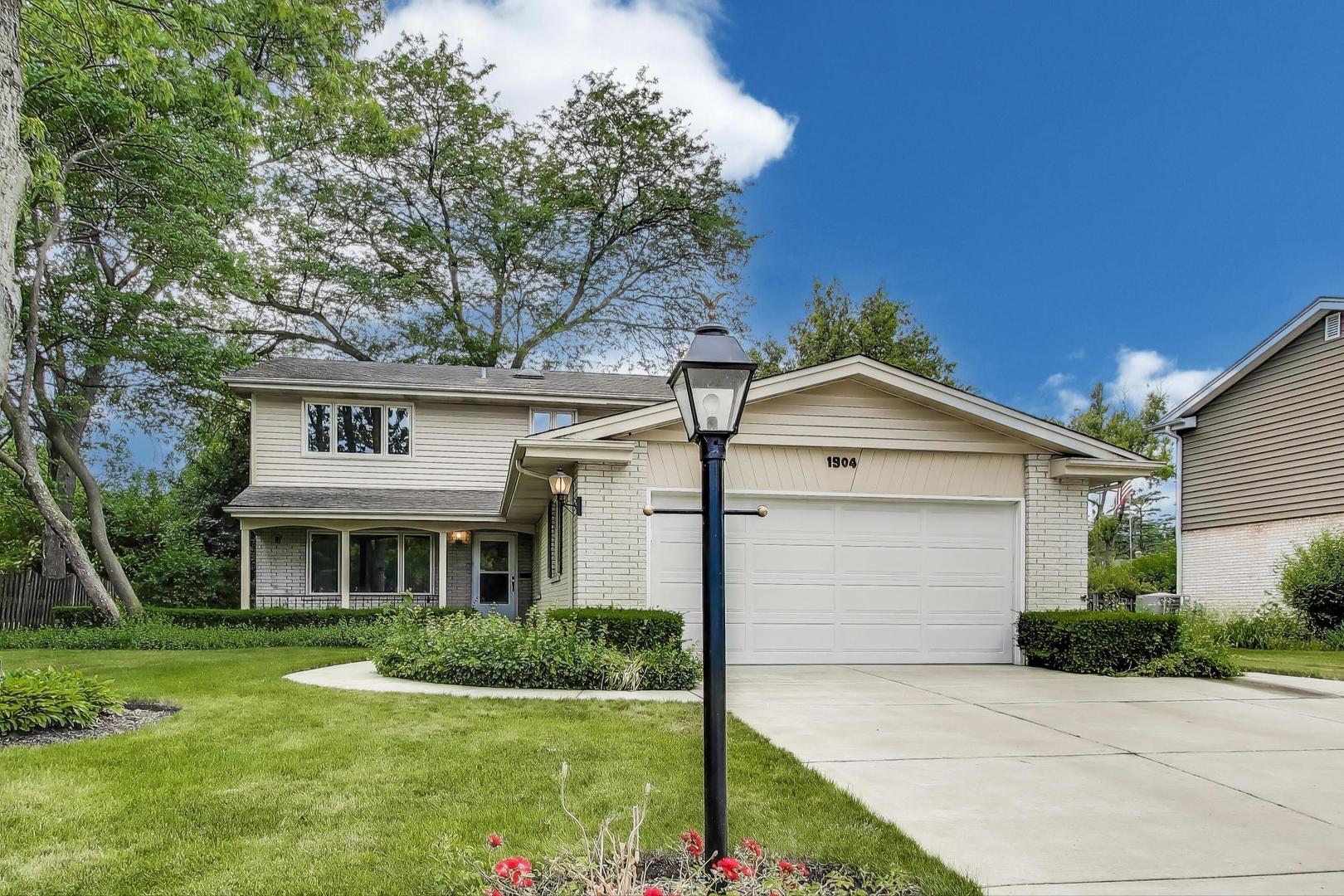 front view of house with a yard