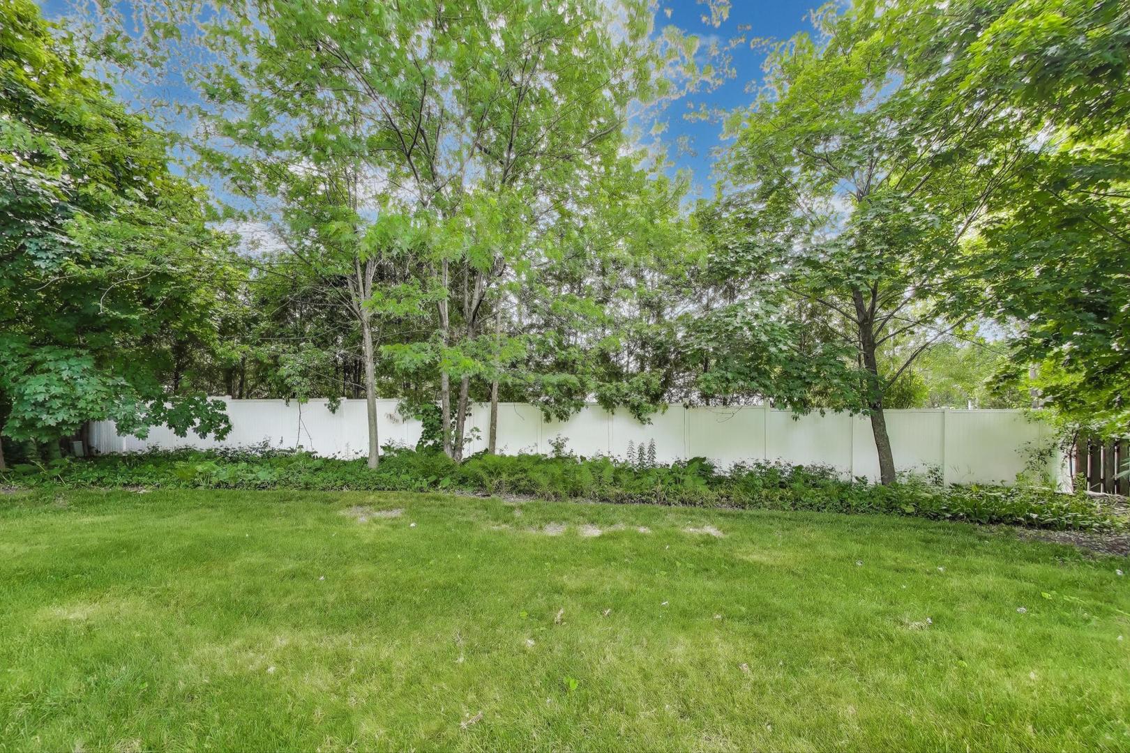 1904 Birch Road Northbrook, IL 60062 - Photo 32 of 37 a view of an outdoor space and a yard
